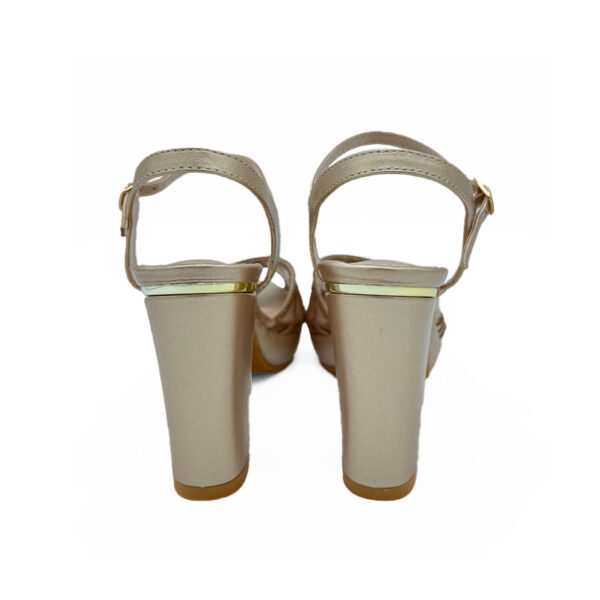 Sandalia Fiesta Plataforma Taupe