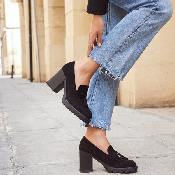 Mocasin Ante Negro con Tacón